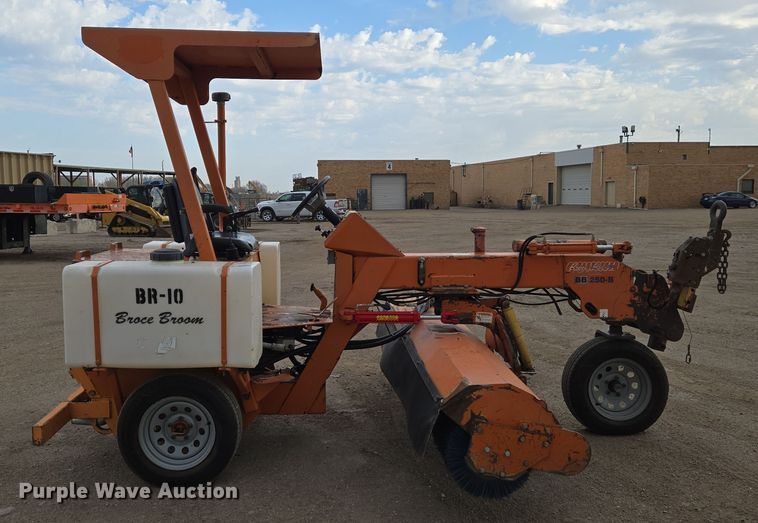 image for item EN8854 2001 Broce BB 250-B broom