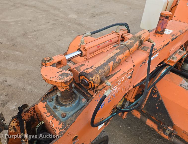 image for item EN8854 2001 Broce BB 250-B broom