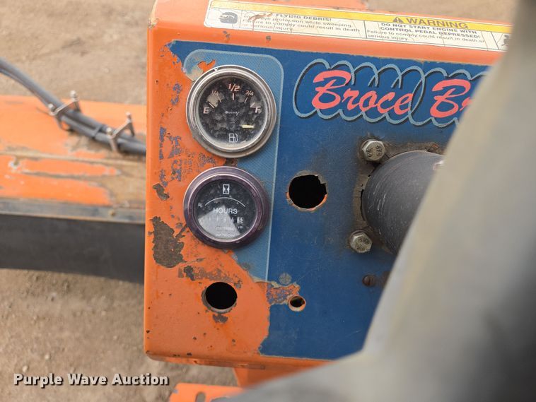 image for item EN8854 2001 Broce BB 250-B broom