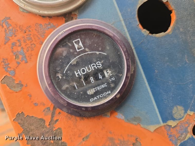 image for item EN8854 2001 Broce BB 250-B broom