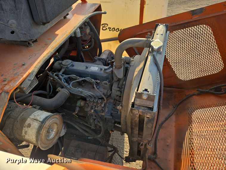 image for item EN8854 2001 Broce BB 250-B broom