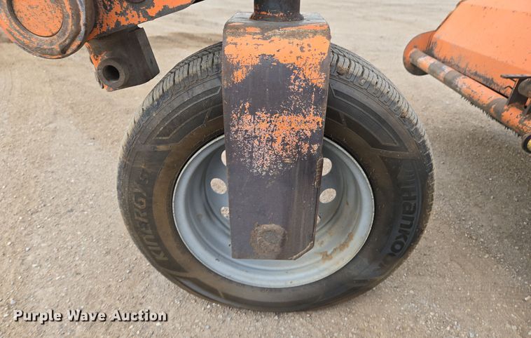 image for item EN8854 2001 Broce BB 250-B broom