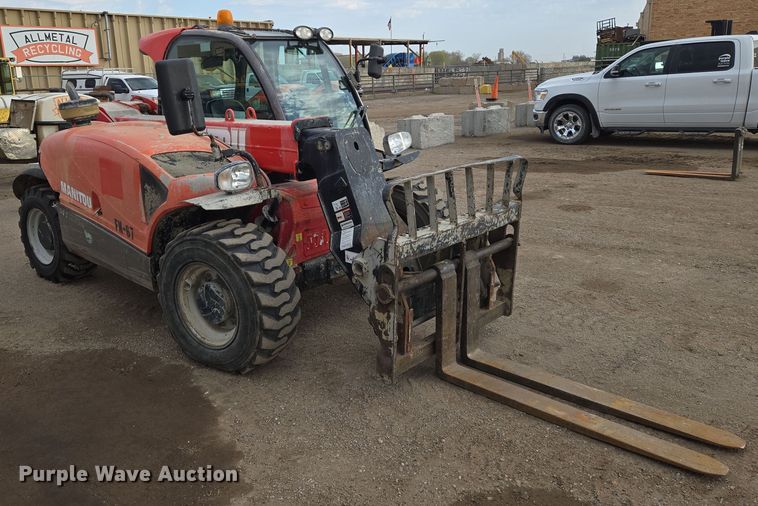 image for item EN8855 2015 Manitou MT625 telehandler
