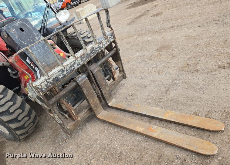 image for item EN8855 2015 Manitou MT625 telehandler