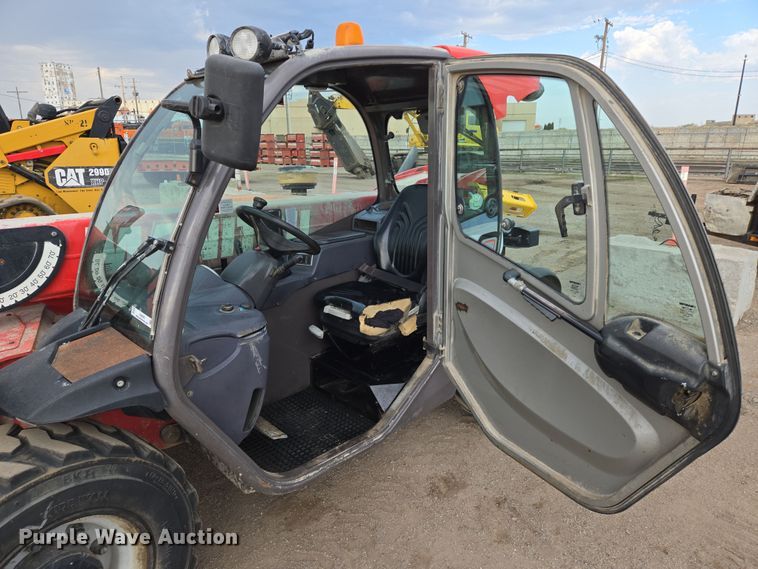 image for item EN8855 2015 Manitou MT625 telehandler