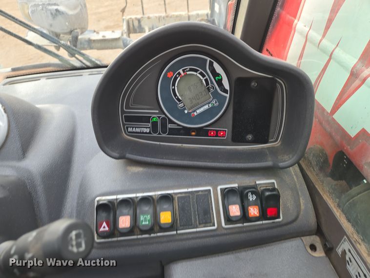 image for item EN8855 2015 Manitou MT625 telehandler