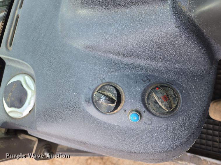 image for item EN8855 2015 Manitou MT625 telehandler