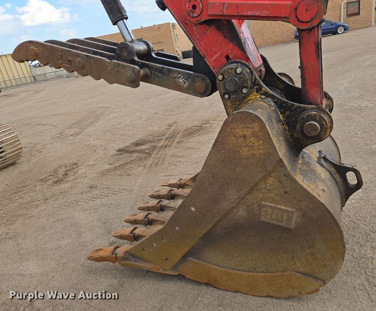 image for item EN8856 2018 Link-Belt 210X4 excavator