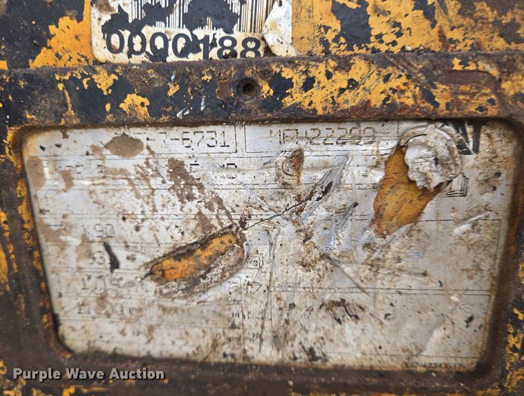 image for item EN8856 2018 Link-Belt 210X4 excavator