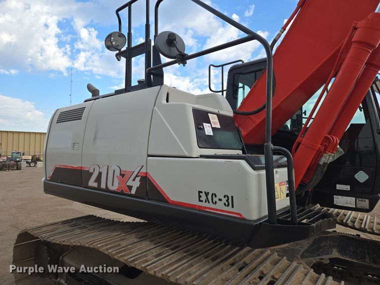 image for item EN8856 2018 Link-Belt 210X4 excavator