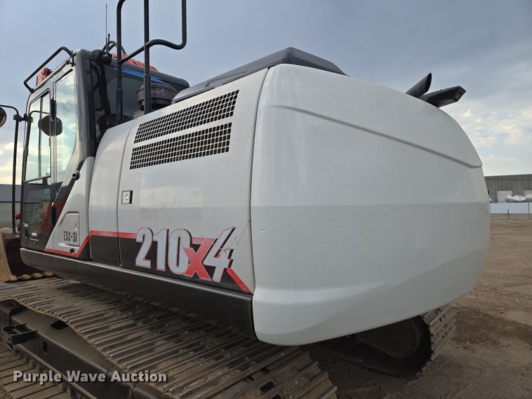 image for item EN8856 2018 Link-Belt 210X4 excavator