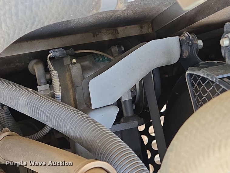 image for item EN8856 2018 Link-Belt 210X4 excavator