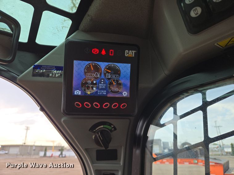 image for item EN8857 2017 Caterpillar 299D2 XHP tracked skid steer loader