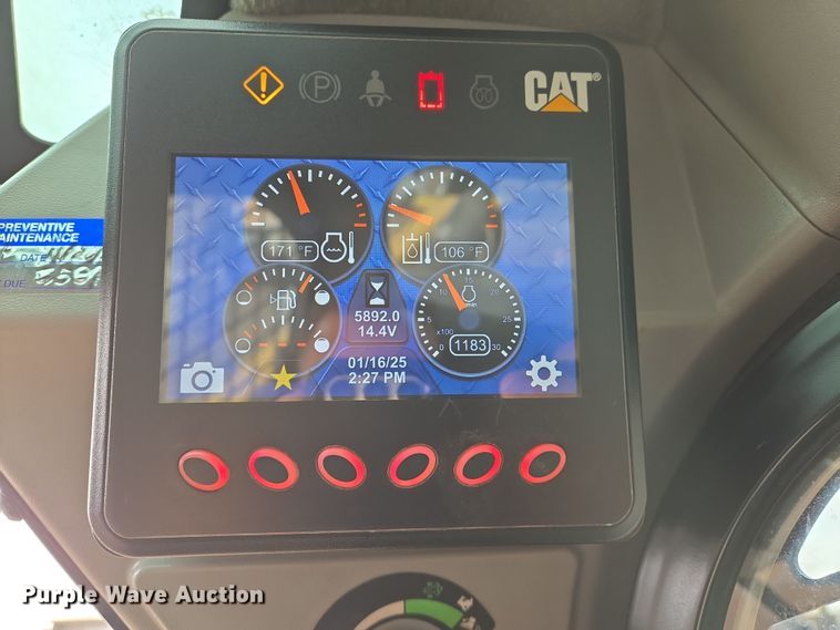 image for item EN8857 2017 Caterpillar 299D2 XHP tracked skid steer loader