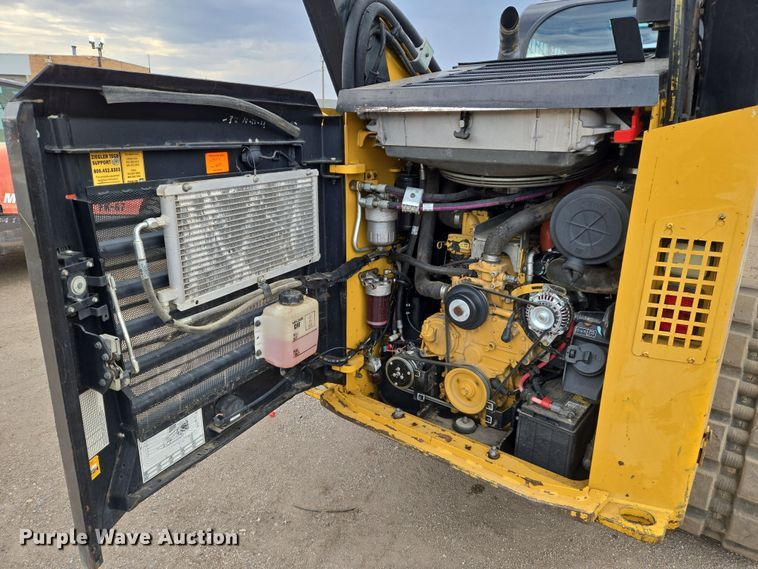 image for item EN8857 2017 Caterpillar 299D2 XHP tracked skid steer loader