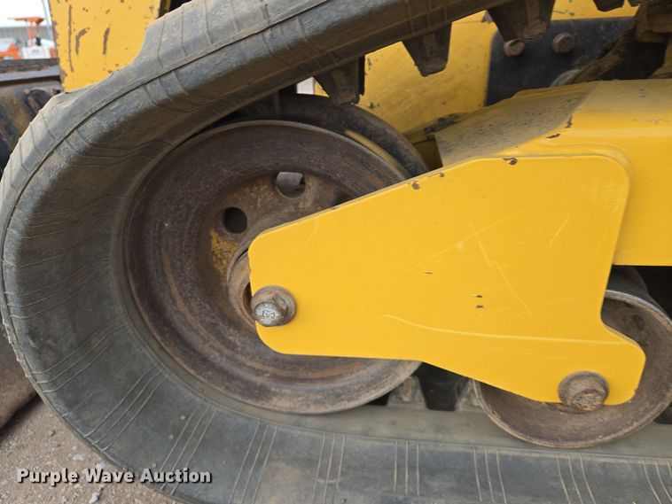 image for item EN8857 2017 Caterpillar 299D2 XHP tracked skid steer loader