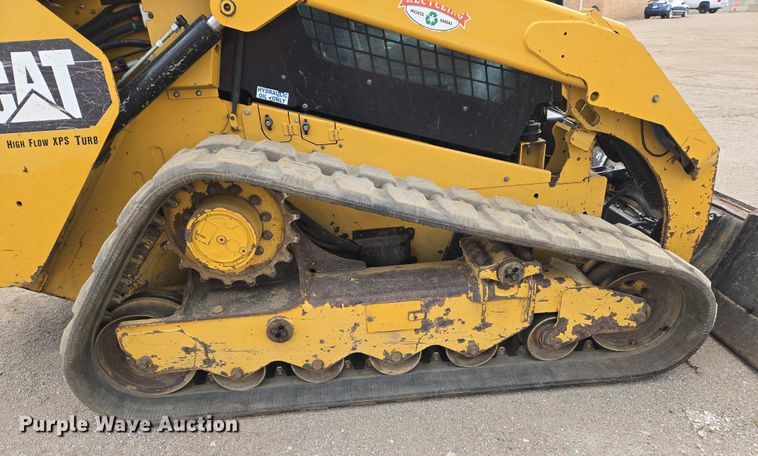 image for item EN8857 2017 Caterpillar 299D2 XHP tracked skid steer loader