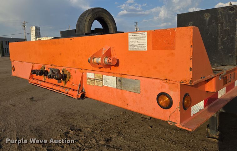 image for item EN8858 2009 Trail King TK70SA-532 equipment trailer