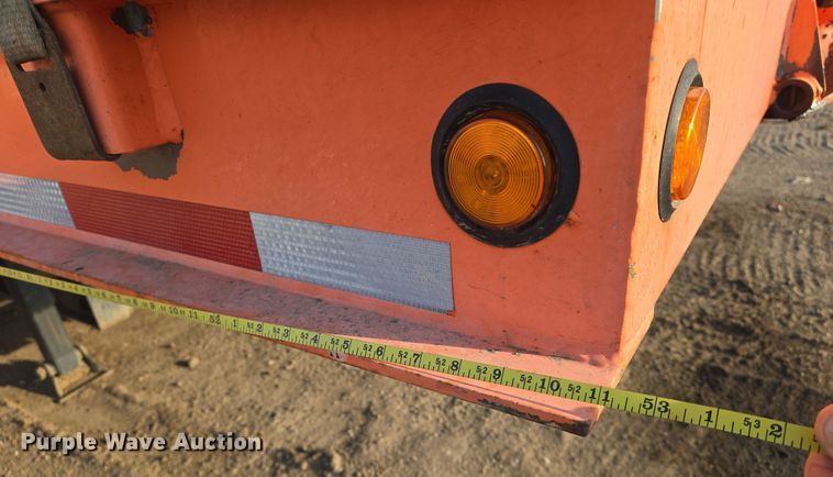 image for item EN8858 2009 Trail King TK70SA-532 equipment trailer