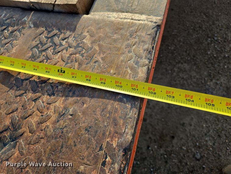 image for item EN8858 2009 Trail King TK70SA-532 equipment trailer