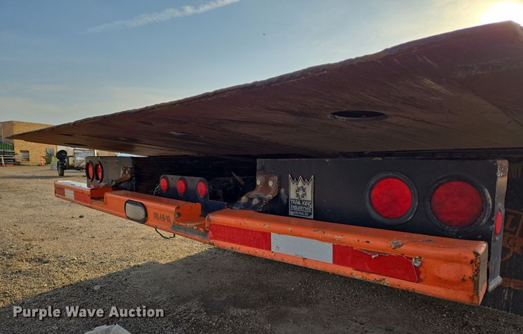 image for item EN8858 2009 Trail King TK70SA-532 equipment trailer