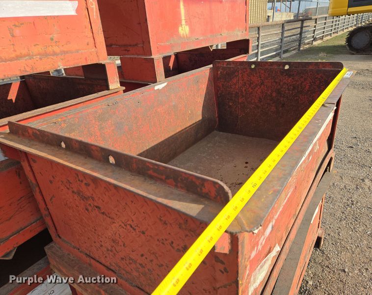 image for item EN8861 (10) job boxes