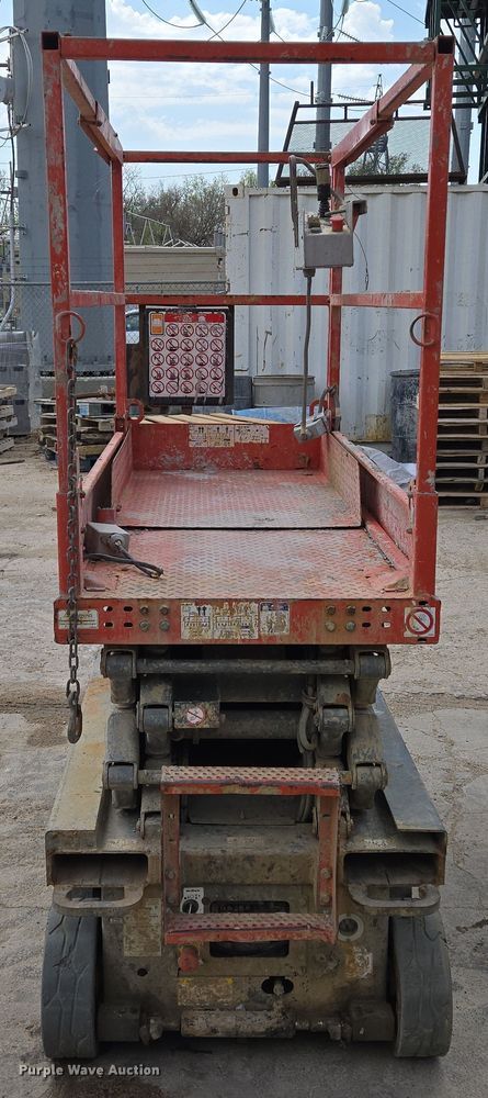 image for item EN8862 2019 Skyjack SJIII 3219 scissor lift