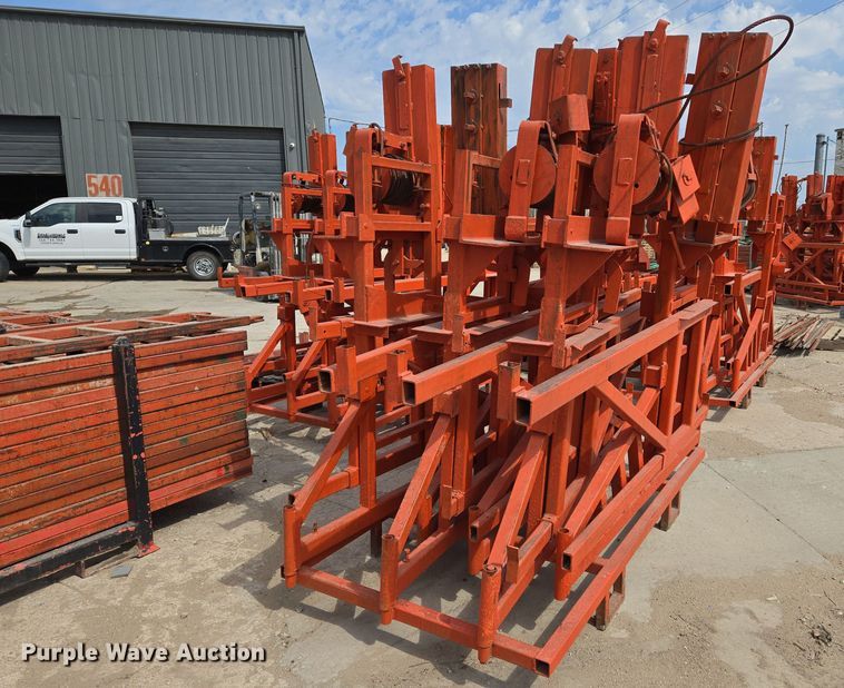 image for item EN8863 Scaffolding