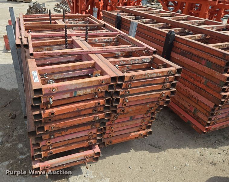 image for item EN8863 Scaffolding