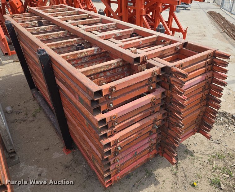 image for item EN8863 Scaffolding