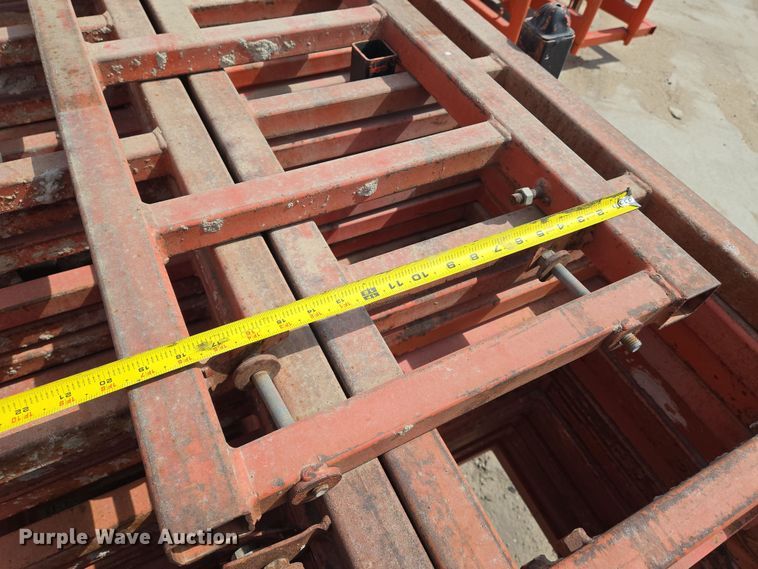 image for item EN8863 Scaffolding