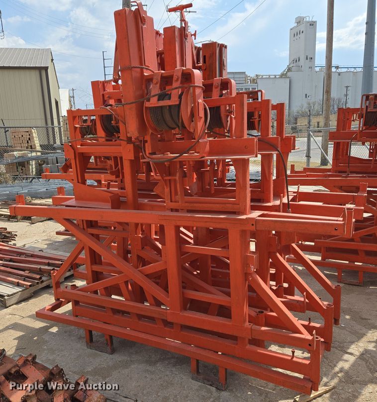 image for item EN8863 Scaffolding