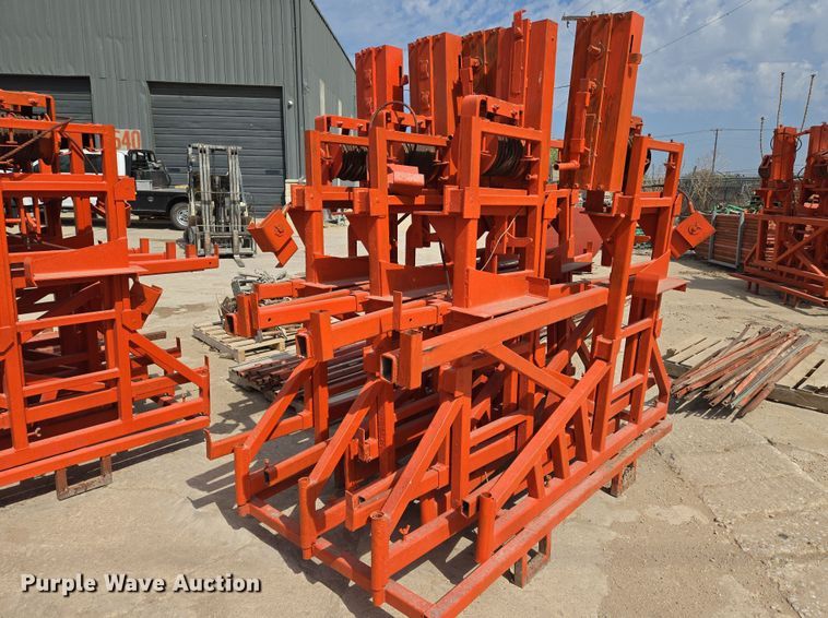 image for item EN8863 Scaffolding