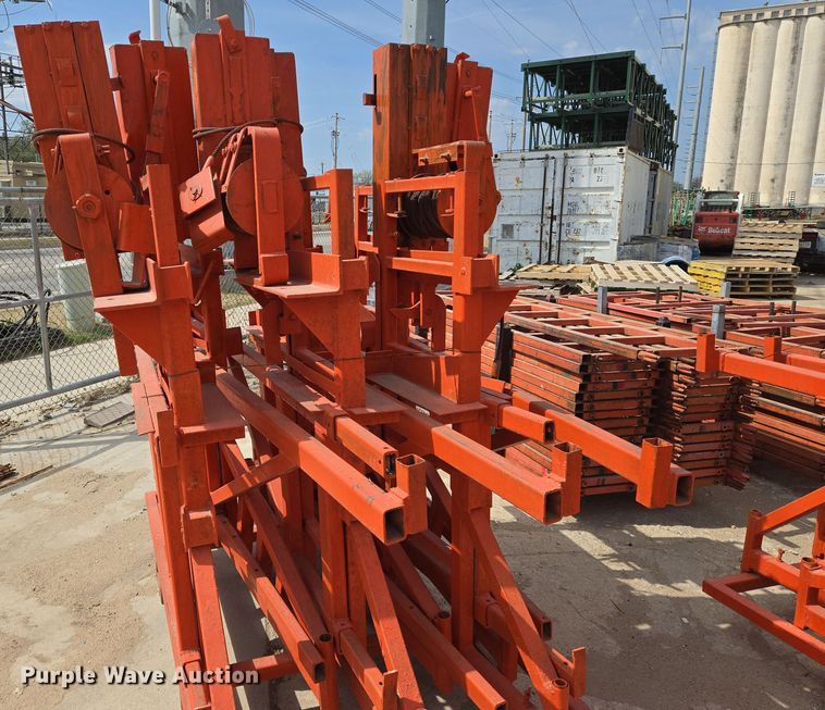 image for item EN8863 Scaffolding