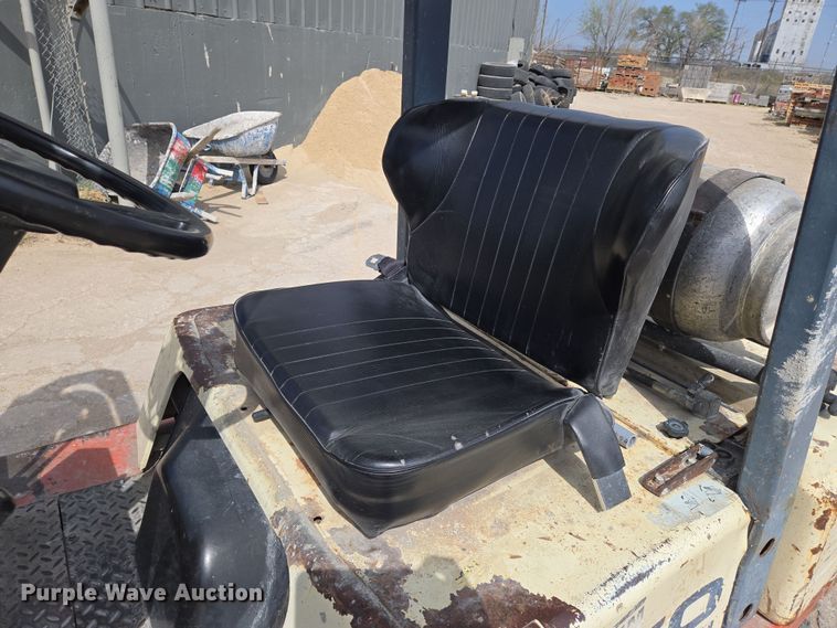 image for item EN8864 Nissan Optimum 50 forklift