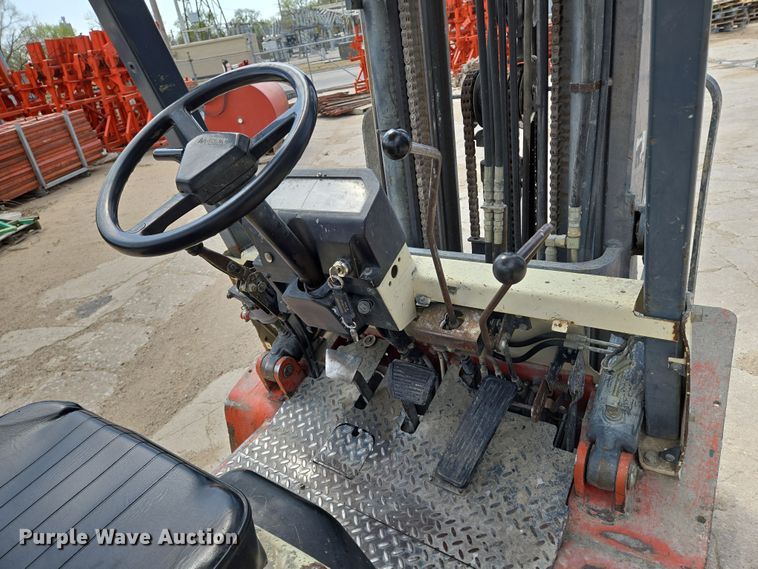 image for item EN8864 Nissan Optimum 50 forklift