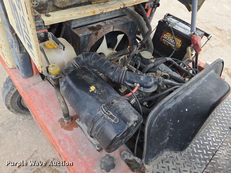image for item EN8864 Nissan Optimum 50 forklift