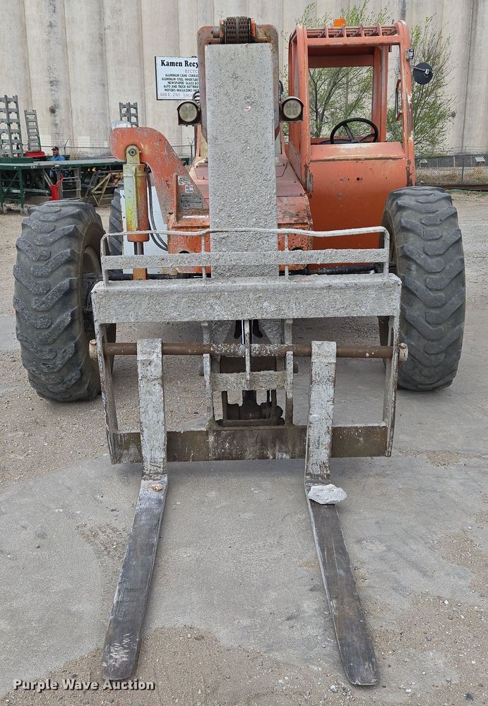 image for item EN8865 Skytrak 8042 telehandler