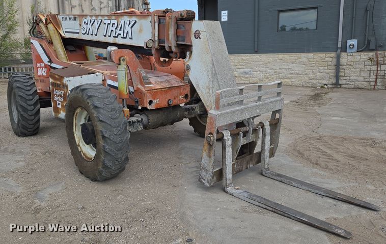 image for item EN8865 Skytrak 8042 telehandler