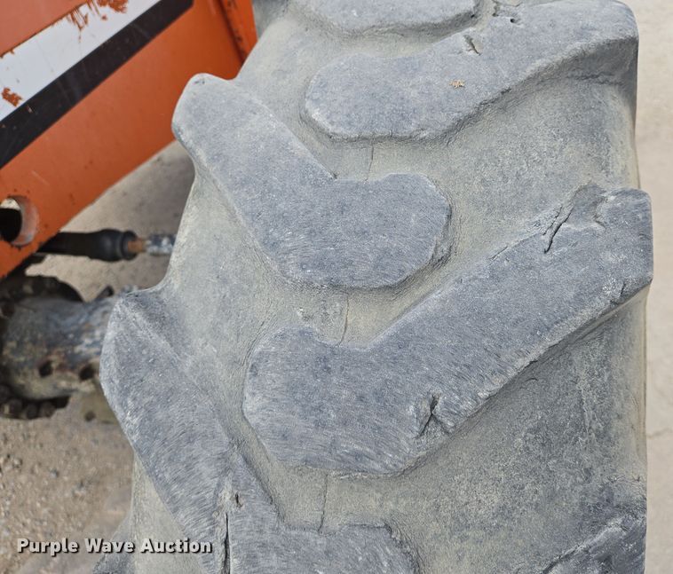 image for item EN8865 Skytrak 8042 telehandler