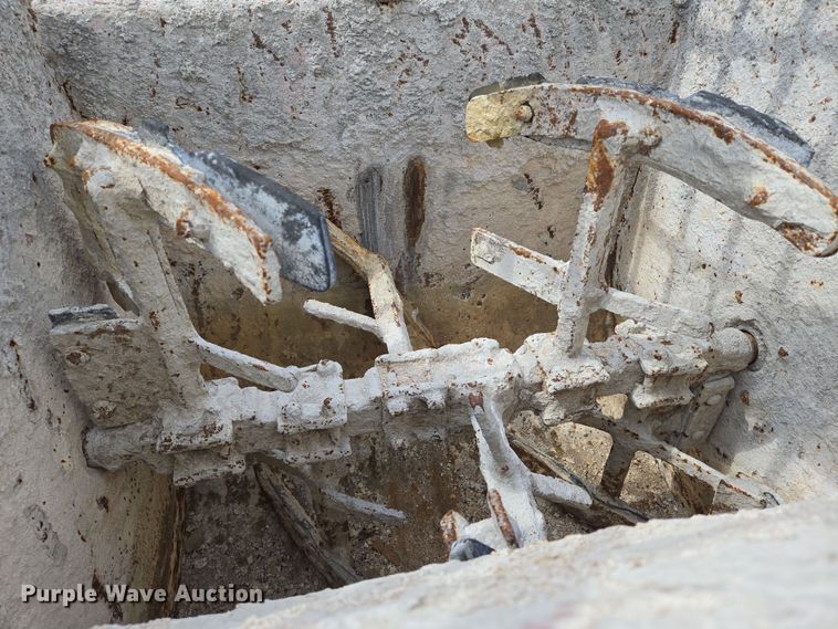 image for item EN8866 Mud Hog MH12 concrete mixer