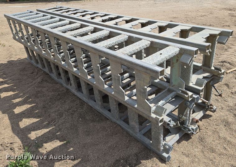 image for item EN8867 M2 hydro-mobile scaffold