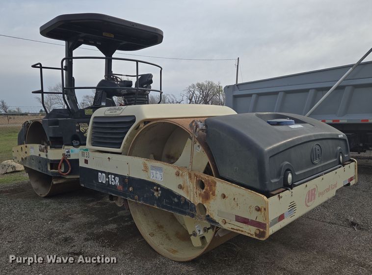 image for item EN8869 2006 Ingersoll Rand DD158 HFA double drum vibratory roller