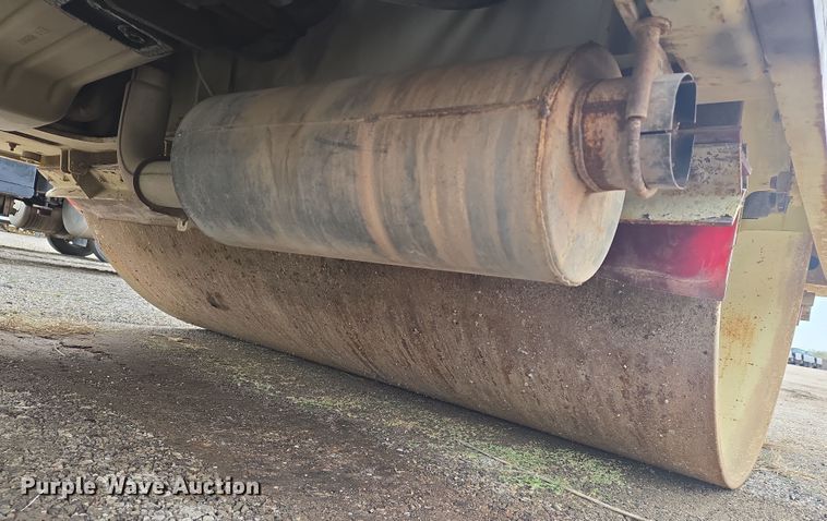 image for item EN8869 2006 Ingersoll Rand DD158 HFA double drum vibratory roller