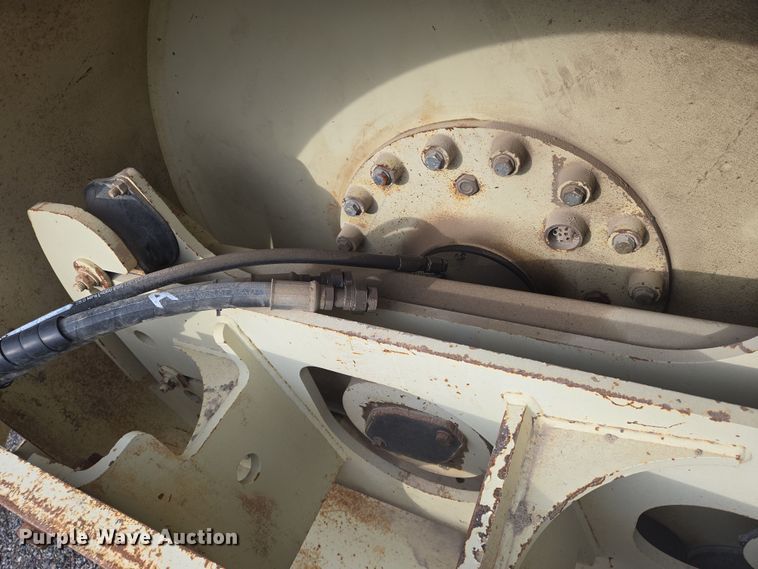 image for item EN8869 2006 Ingersoll Rand DD158 HFA double drum vibratory roller