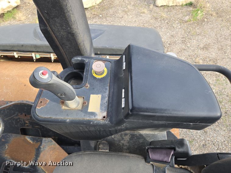 image for item EN8869 2006 Ingersoll Rand DD158 HFA double drum vibratory roller