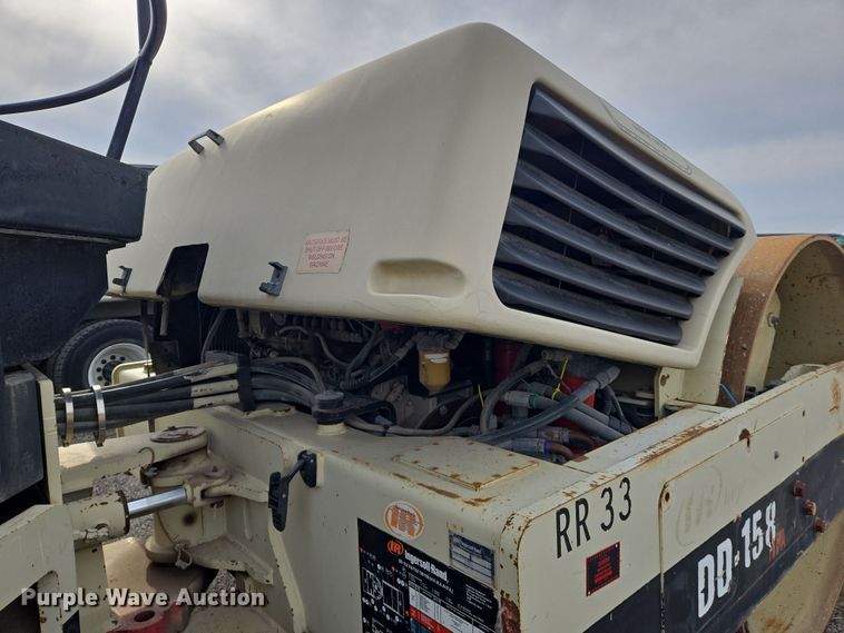 image for item EN8869 2006 Ingersoll Rand DD158 HFA double drum vibratory roller