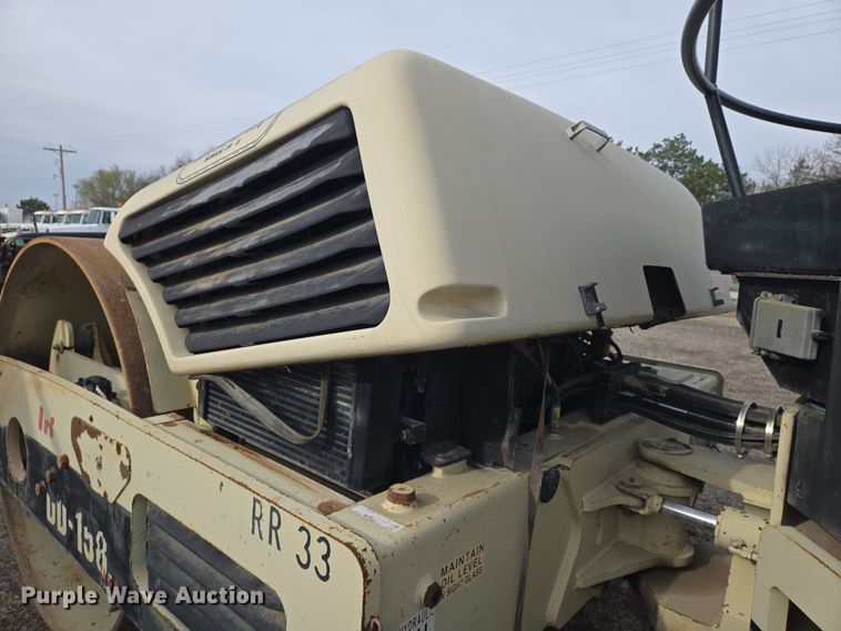 image for item EN8869 2006 Ingersoll Rand DD158 HFA double drum vibratory roller