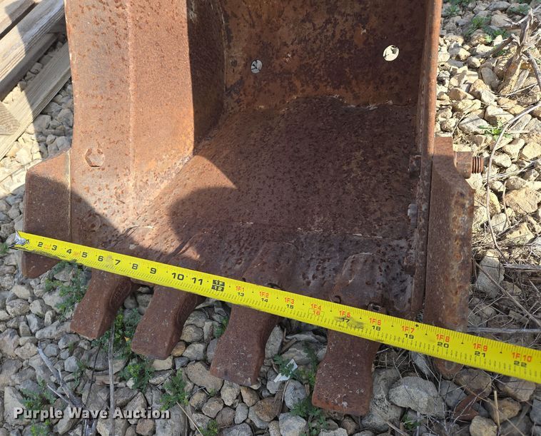 image for item EO0629 Mitsubishi MM30CR mini excavator