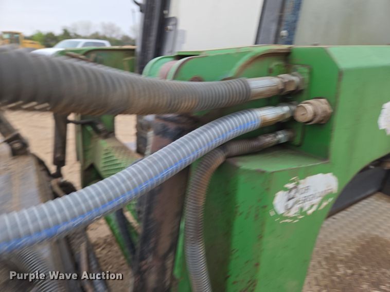 image for item EO0633 2006 Gyro-Trac MSTG1338 mulcher